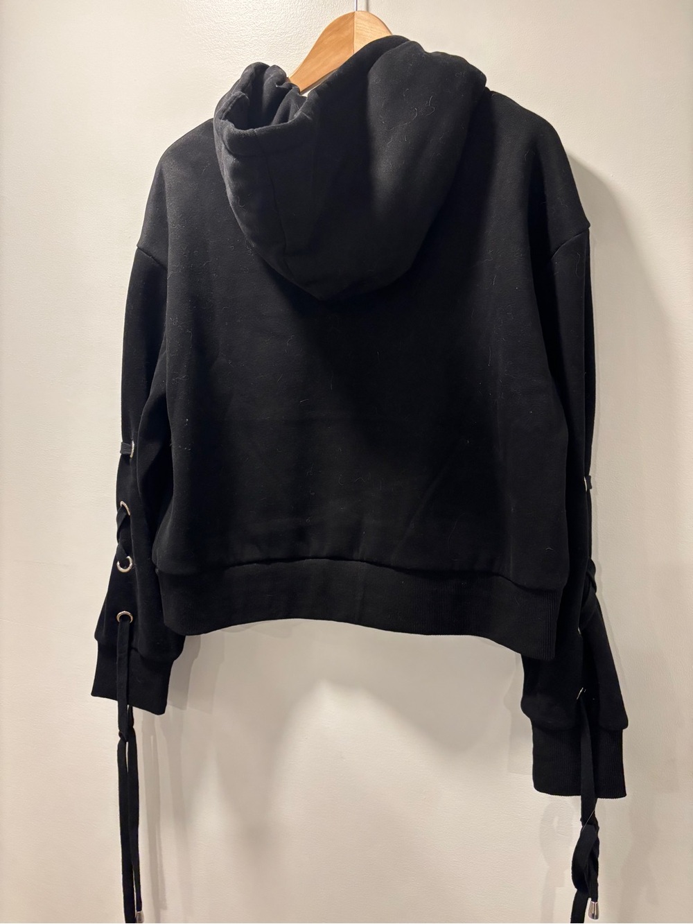 Disturbia Corset Sleeve Embroidered Goth Indie Sleeze Punk Crop Hoodie Size 6 - Picture 5 of 6